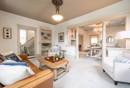 Historic Bellingham Craftsman Near Downtown, Harbor & Breweries - Bellingham, Washington