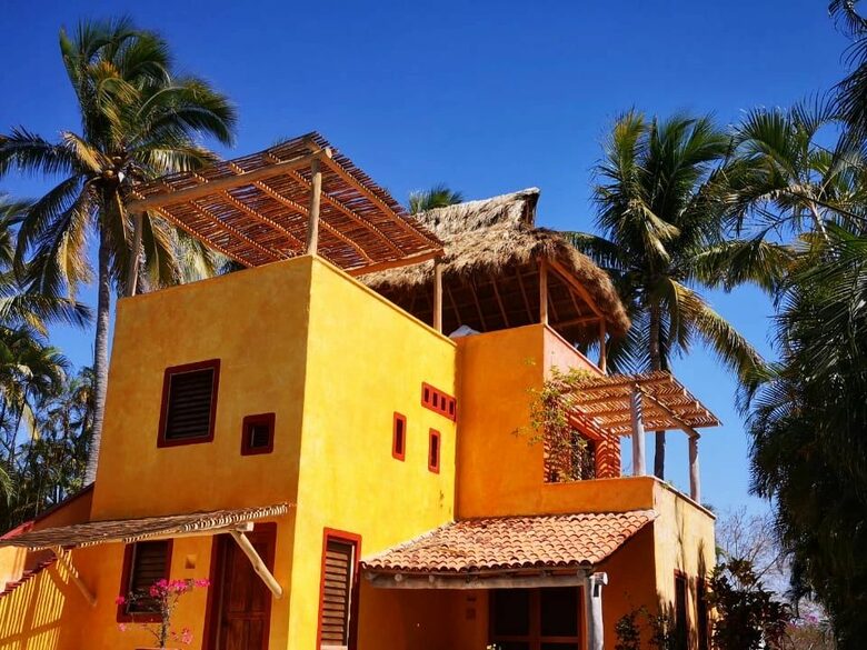 Casa Sombras Careyes | A Private Courtyard Pool Villa in Careyes - Costa Careyes, Mexico