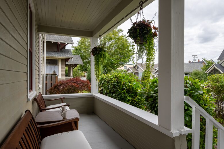 Historic Bellingham Craftsman Near Downtown, Harbor & Breweries - Bellingham, Washington