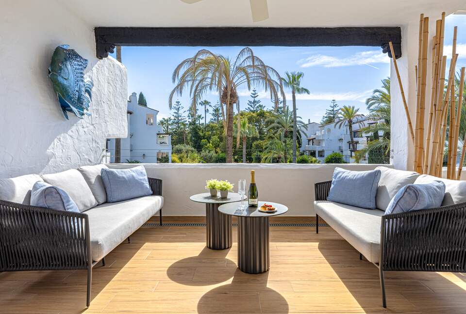Sophisticated South-Facing Retreat in Puente Romano - Marbella, Spain