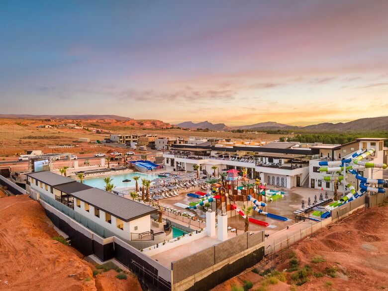 Luxury 7BR Escape Near Zion with Private Pool - Hurricane, Utah