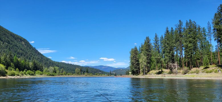 Riverfront Montana Escape Near Quinn’s Hot Springs - St. Regis, Montana