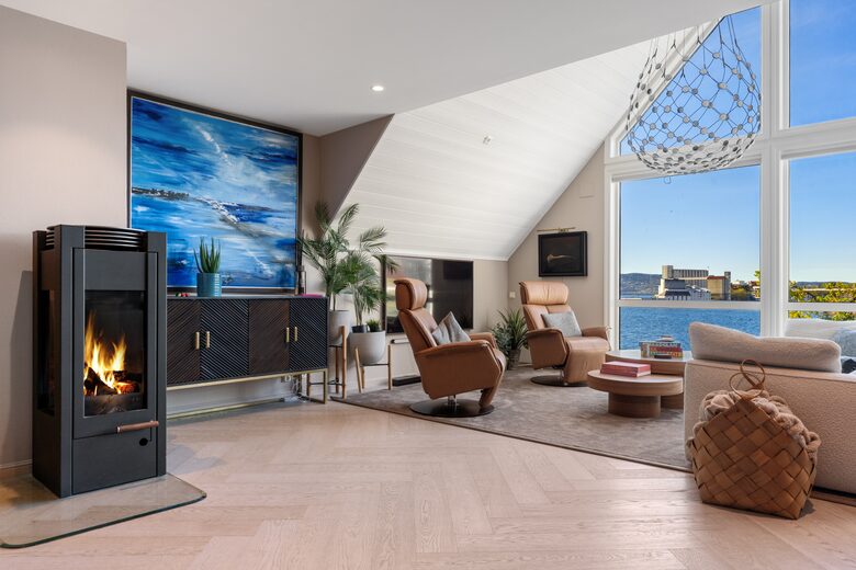 Modern Luxury Overlooking the Sea - Bergen, Norway