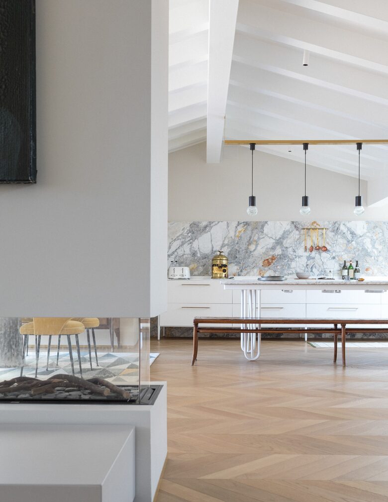 Lakeview Elegance with Modern Refinement - Riva del Garda, Italy