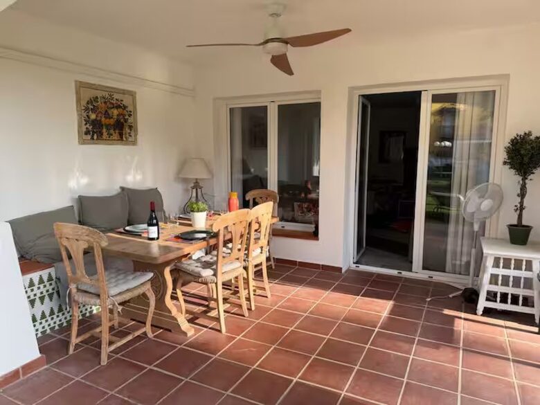 Tasteful Family Home in Estepona - Estepona, Spain