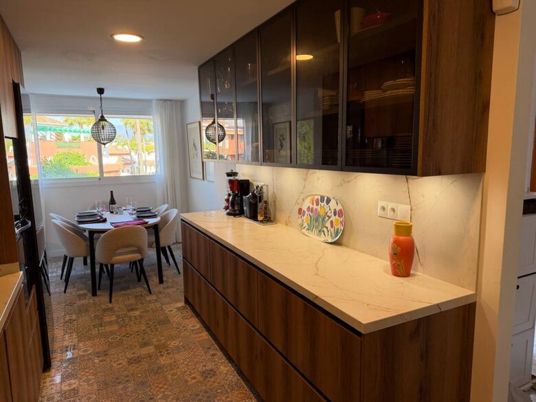 Tasteful Family Home in Estepona - Estepona, Spain