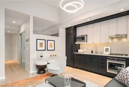 Seattle Penthouse Living with Skyline & Stadium Views - Seattle, Washington