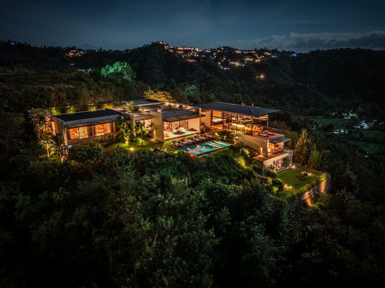 Fully Staffed Lombok Retreat with Private Pool & Gym - Lombok Island, Indonesia