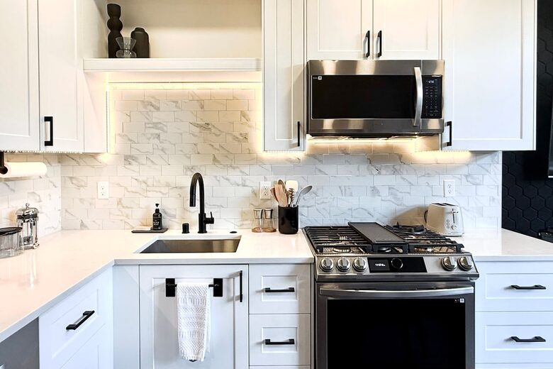 Scandinavian Ballard Townhome with Rooftop Views - Seattle, Washington
