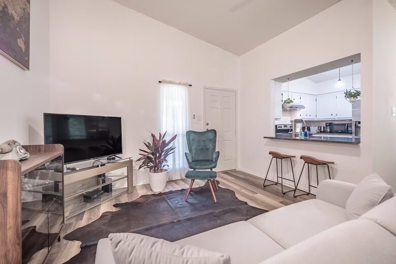Comfortable Austin Retreat with Easy City Access - Austin, Texas