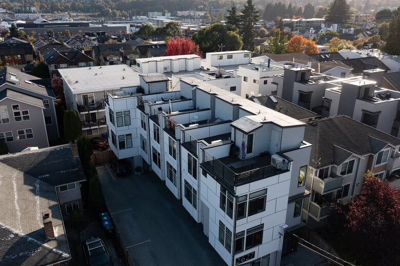 Scandinavian Ballard Townhome with Rooftop Views - Seattle, Washington