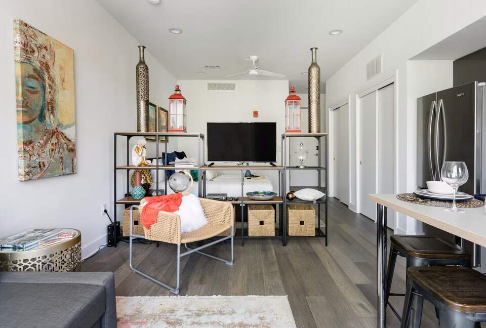East Austin Studio Walkable to Dining & Nightlife - Austin, Texas