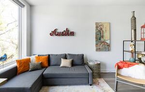 East Austin Studio Walkable to Dining & Nightlife - Austin, Texas
