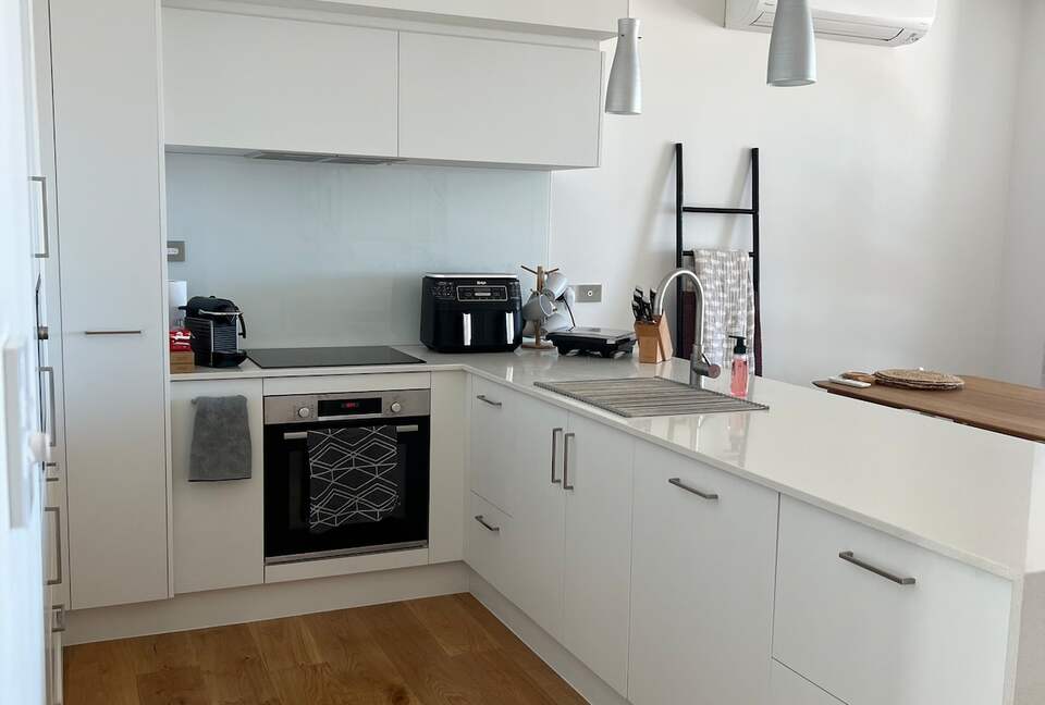 Snells Beach Escape with Direct Access & Coastal Living - Snells Beach, New Zealand