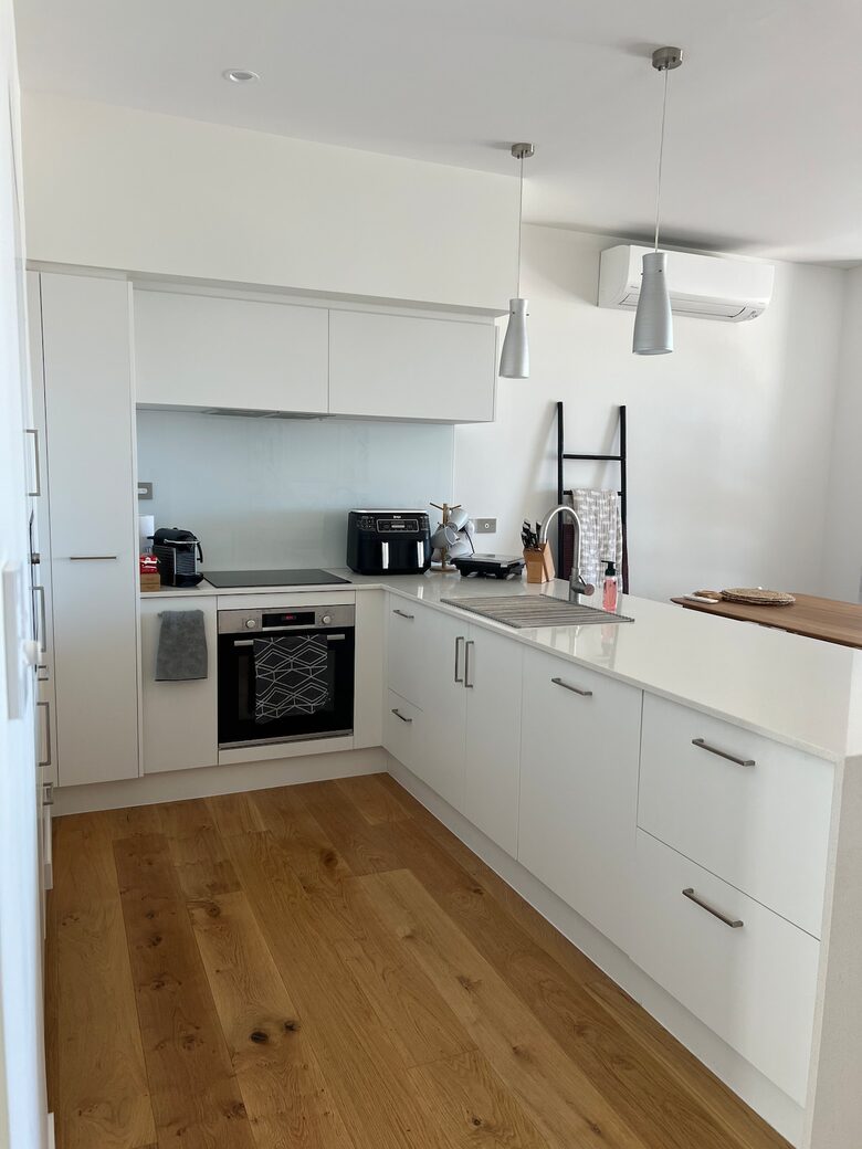 Snells Beach Escape with Direct Access & Coastal Living - Snells Beach, New Zealand