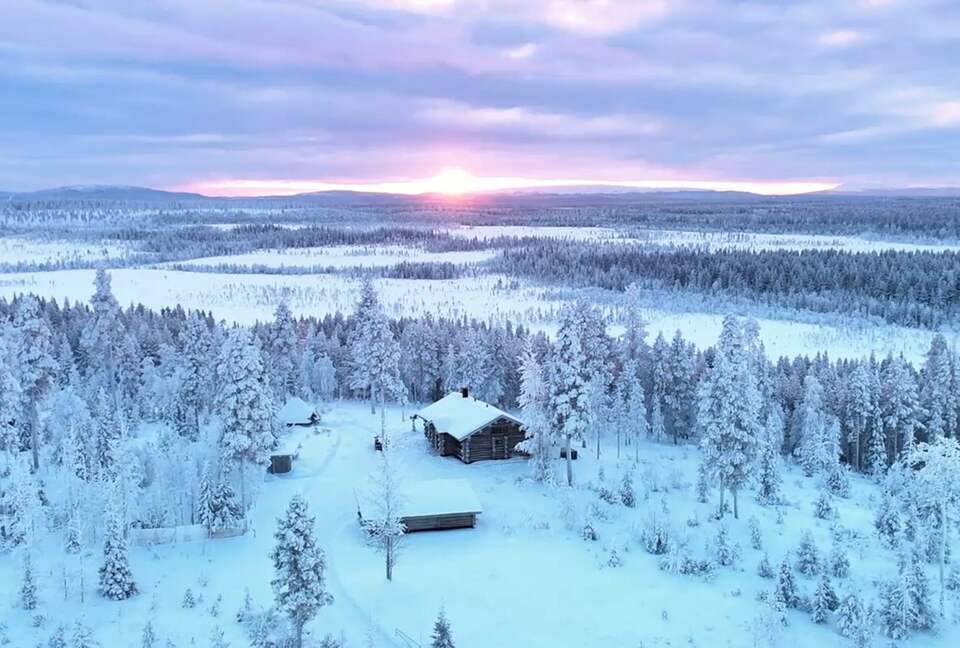 A Refined Aurora Retreat Above the Arctic Circle - Levi, Finland
