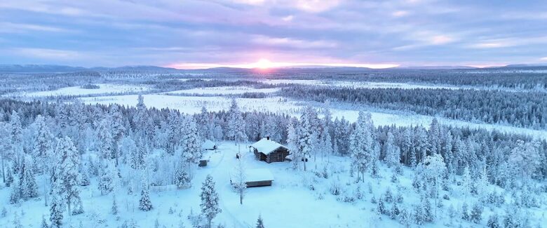A Refined Aurora Retreat Above the Arctic Circle - Levi, Finland