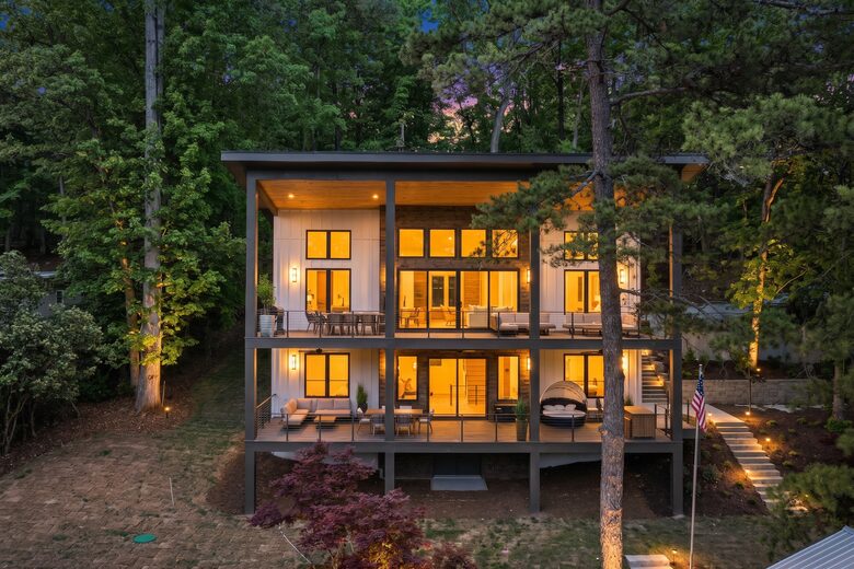 Lake Lanier Modern Lakefront | Private Dock & Fire Pit - Dawsonville, Georgia