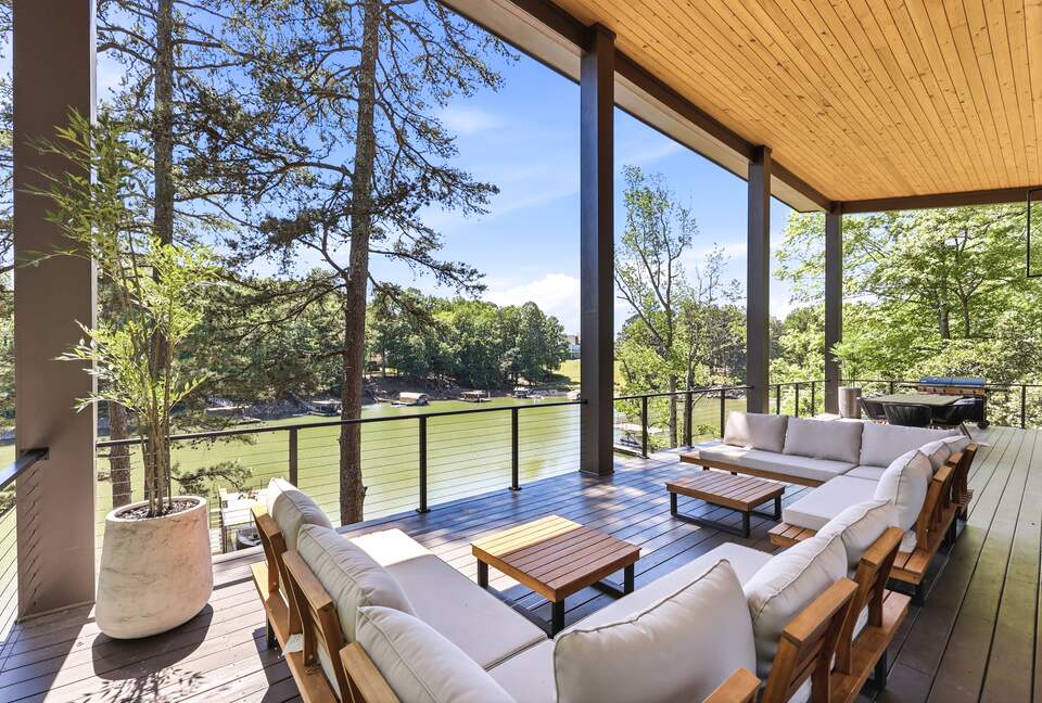 Lake Lanier Modern Lakefront | Private Dock & Fire Pit - Dawsonville, Georgia