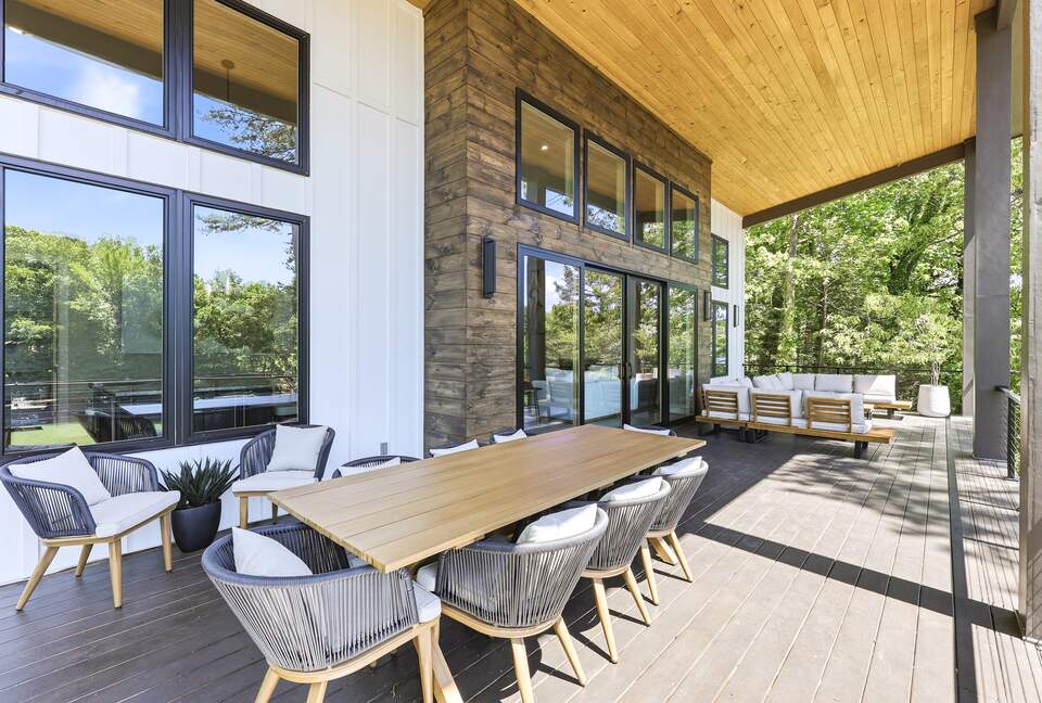 Lake Lanier Modern Lakefront | Private Dock & Fire Pit - Dawsonville, Georgia