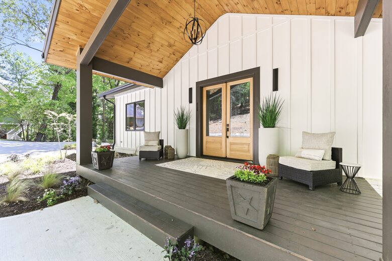 Lake Lanier Modern Lakefront | Private Dock & Fire Pit - Dawsonville, Georgia