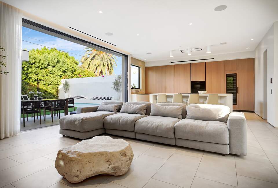 Designer 6BR Retreat in the Heart of Los Angeles - Los Angeles, California