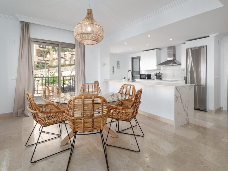 Elegant Golf Side Apartment near Marbella - Benahavís, Spain