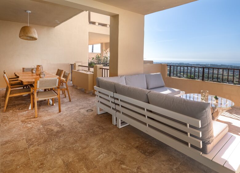 Elegant Golf Side Apartment near Marbella - Benahavís, Spain