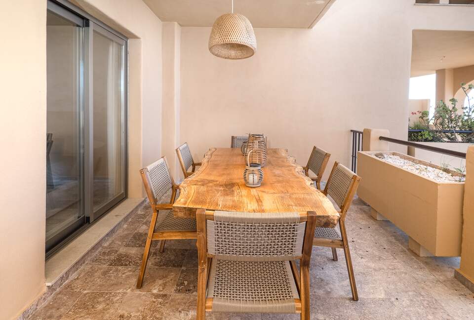 Elegant Golf Side Apartment near Marbella - Benahavís, Spain