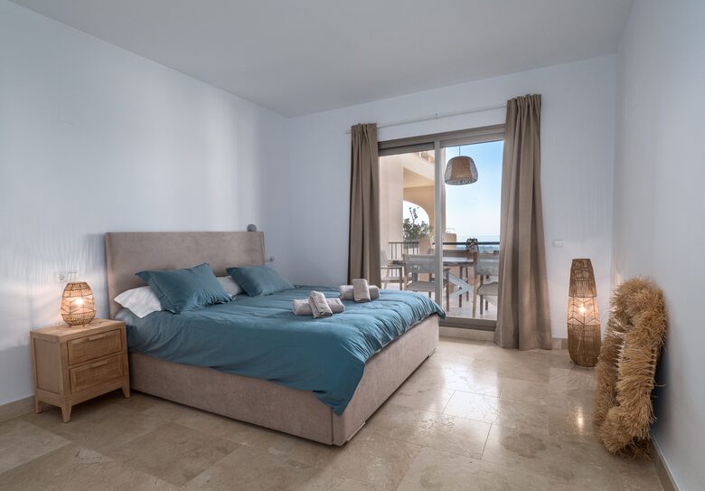 Elegant Golf Side Apartment near Marbella - Benahavís, Spain