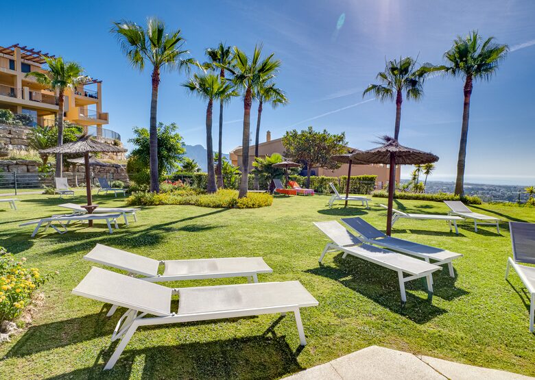 Elegant Golf Side Apartment near Marbella - Benahavís, Spain