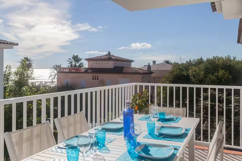 Seaside Apartment on the Paseo Marítimo - Sitges, Spain