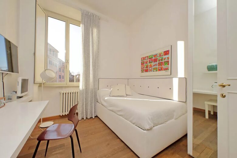 Sophisticated Roman Treasure in the Heart of Trastevere - Rome, Italy