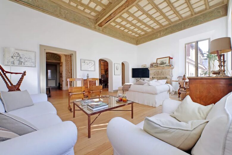 Sophisticated Roman Treasure in the Heart of Trastevere - Rome, Italy