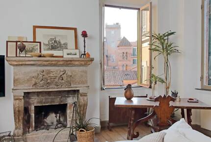 Sophisticated Roman Treasure in the Heart of Trastevere - Rome, Italy