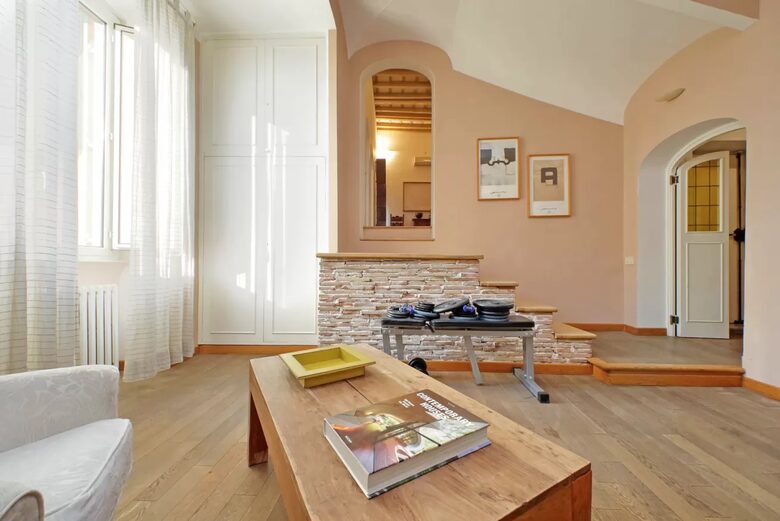 Sophisticated Roman Treasure in the Heart of Trastevere - Rome, Italy