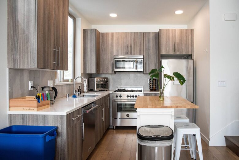Modern West Seattle Townhome with Rooftop Views - Seattle, Washington