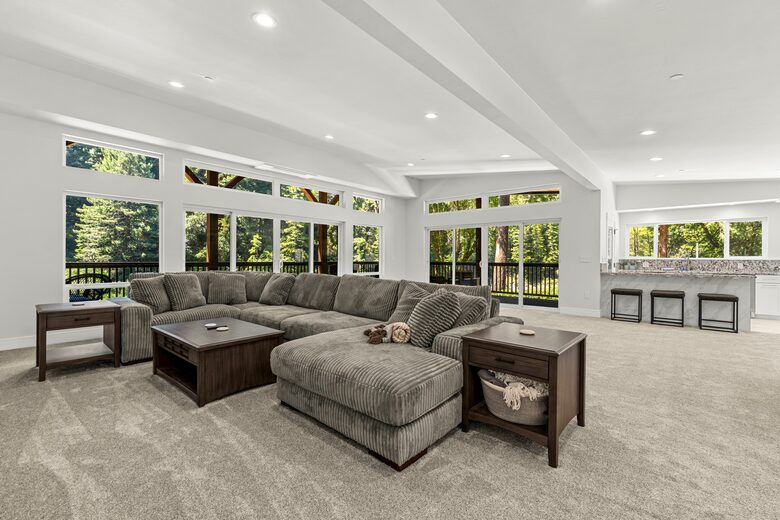 Private California Estate Along the Eel River - Redway, California
