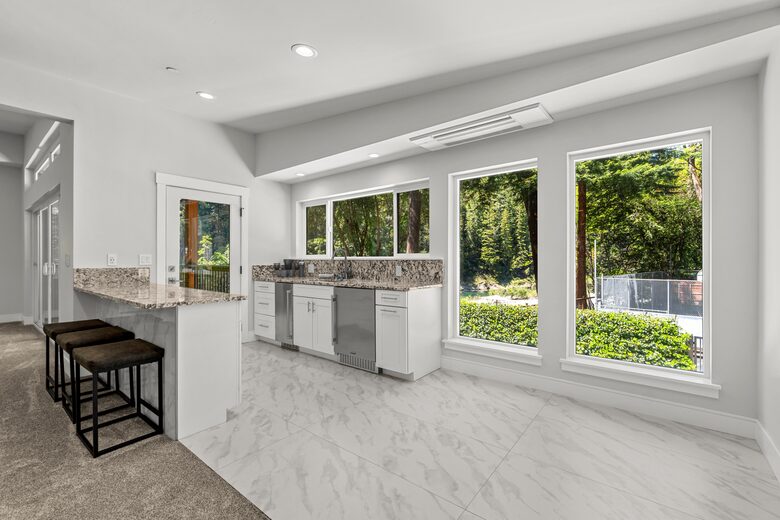 Private California Estate Along the Eel River - Redway, California