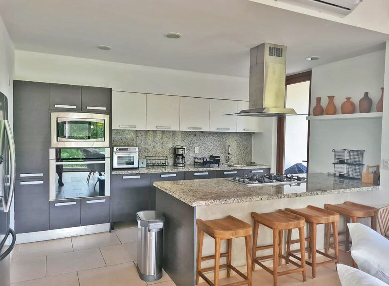 Luxury Jungle Retreat in Litibú Golf Community - Bahía de Banderas, Mexico