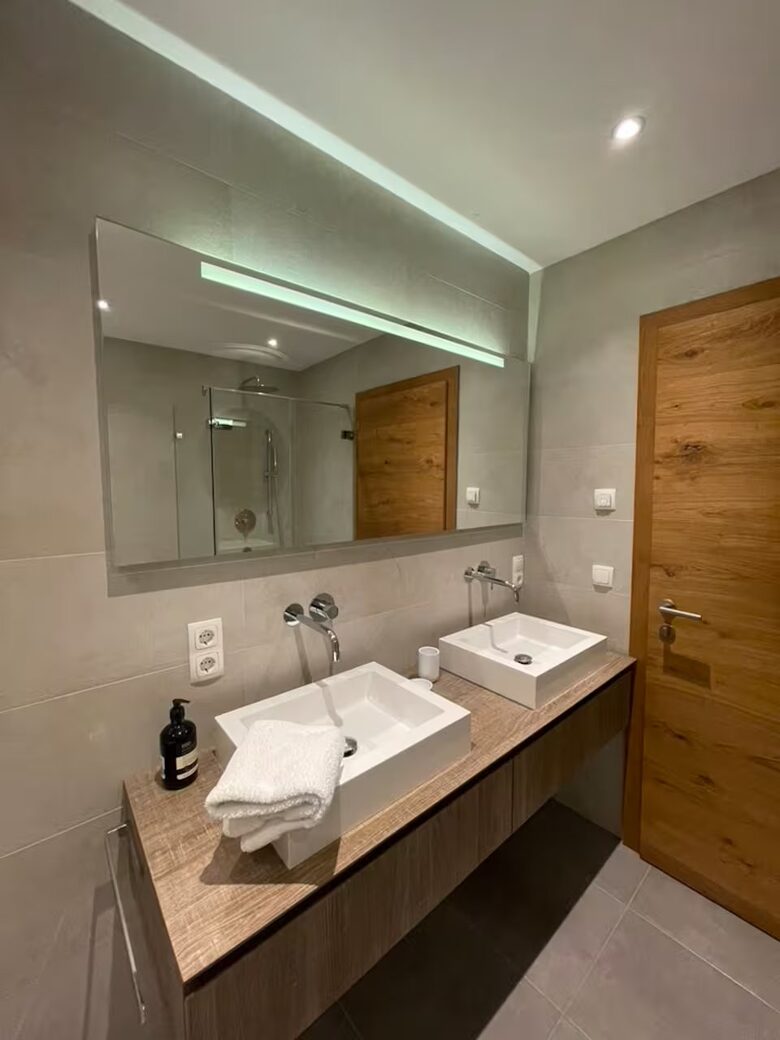 Sophisticated Alpine Living Above Bad Hofgastein - Bad Hofgastein, Austria