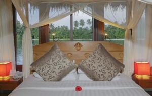 Medhufushi Island Resort- Water Villa - Meemu Atoll, Maldives