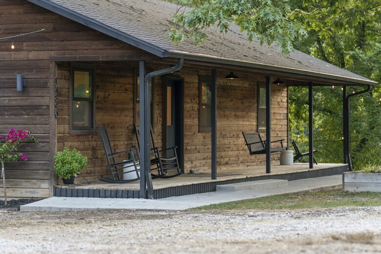 Contemporary Creekside Escape in Northwest Arkansas - Bentonville, Arkansas