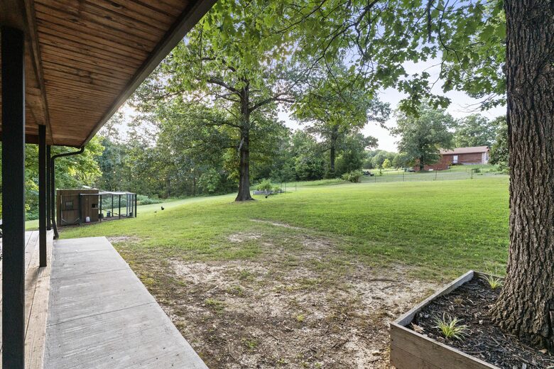 Contemporary Creekside Escape in Northwest Arkansas - Bentonville, Arkansas