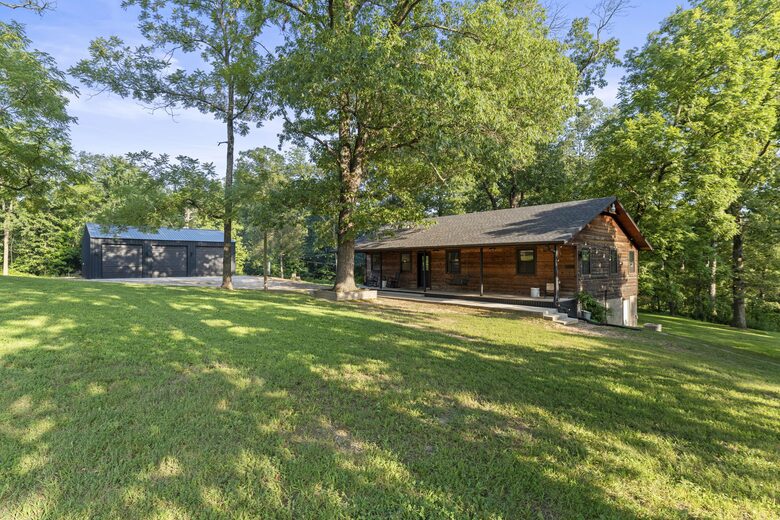 Contemporary Creekside Escape in Northwest Arkansas - Bentonville, Arkansas