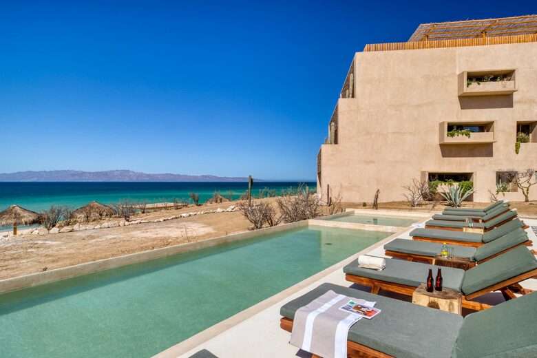 Sea of Cortez Beachfront Villa - La Paz, Mexico