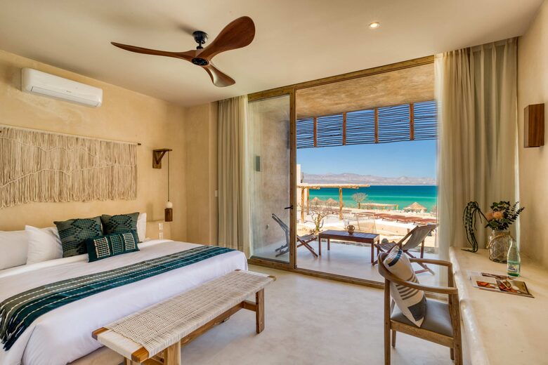 Sea of Cortez Beachfront Villa - La Paz, Mexico