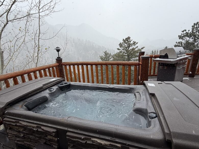Mountain Cabin Retreat Near Rocky Mountain National Park - Estes Park, Colorado
