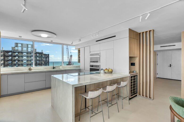 Designer Miami Beach Apartment with Skyline Views - Miami Beach, Florida