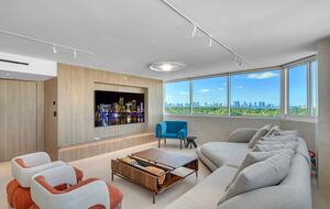 Designer Miami Beach Apartment with Skyline Views - Miami Beach, Florida